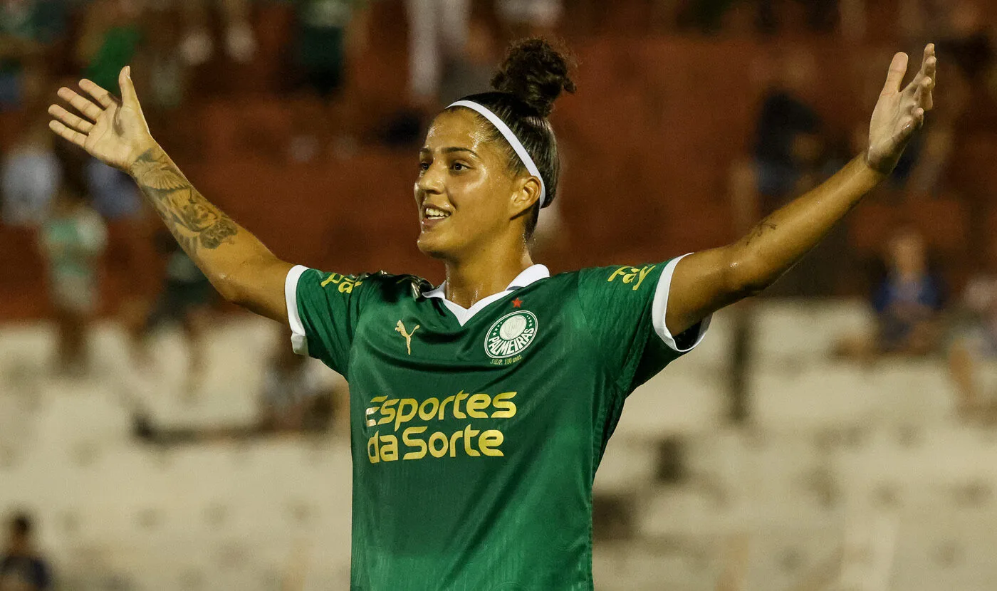 Amanda Gutierres mantém artilharia do Brasileirão Feminino após a 12º rodada