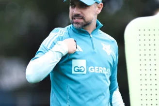 Jonas Urias, Treinador do Cruzeiro Feminino