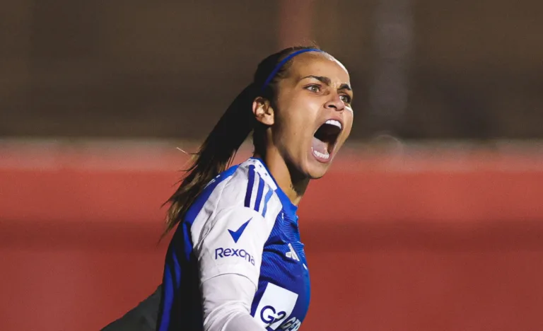 Cruzeiro quer manter a liderança e enfrenta o Real Brasília no Brasileirão Feminino