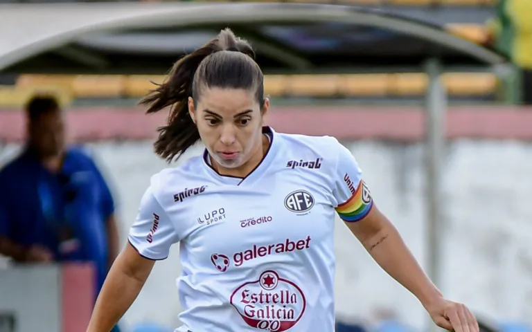 Ferroviária quer se manter na liderança e recebe o Flamengo pelo Brasileirão Feminino