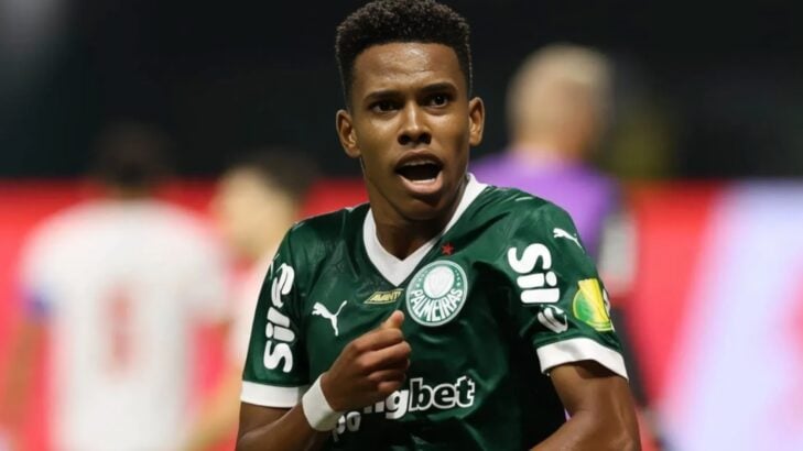 Ana Thaís esquece Estêvão, do Palmeiras, e sinaliza melhor jogador no Brasil hoje Ana Thaís esquece Estêvão, do Palmeiras, e sinaliza melhor jogador no Brasil hoje