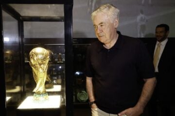Ancelotti, em registo na sede da CBF