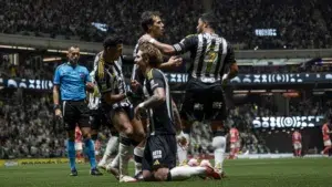 Atlético-MG empata com o Cienciano em 1 a 1 e enfrenta o Bucaramanga nos playoffs da Copa Sul-Americana