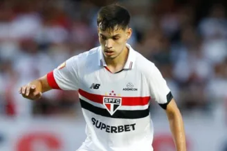 Bobadilla, volante do São Paulo