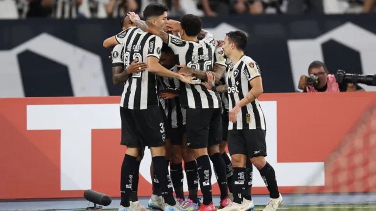 Botafogo: veja a provável escalação contra o Flamengo hoje pelo Brasileirão Série A