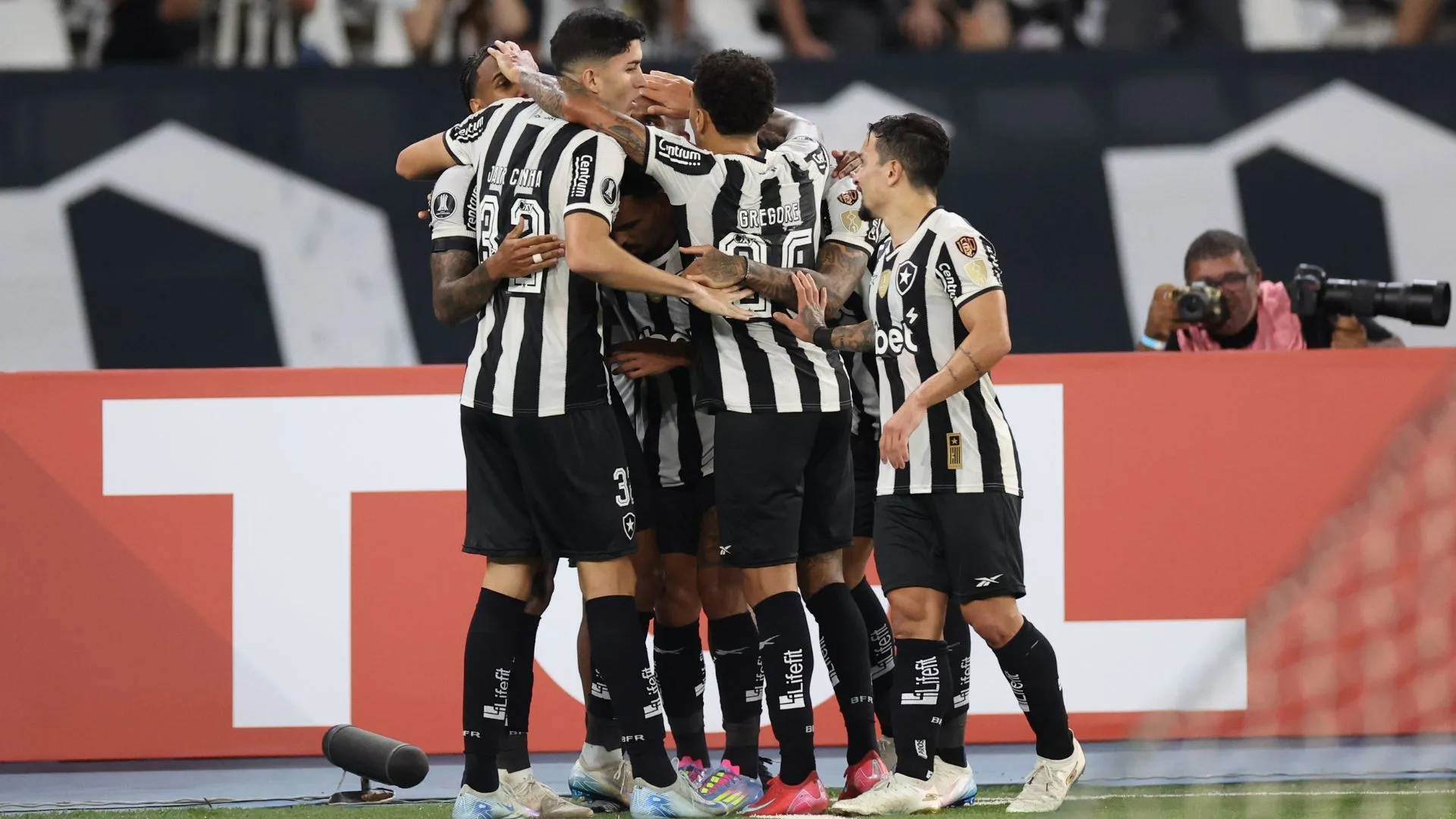 Botafogo hoje: Paiva tem desfalques de peso contra o Capital-DF