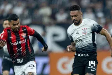 Corinthians x Vitória, em jogo do Brasileirão