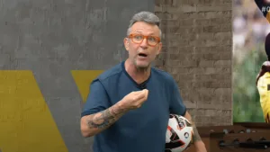 Craque Neto crava atacante fora da curva no Brasileirão: “Monstro”