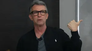 Craque Neto elege clube do Brasileirão menosprezado: “Tratam como pequeno”