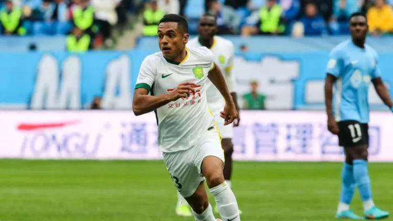 Dawhan, ex-Corinthians, brilha pelo Beijing Guoan pela Copa da China