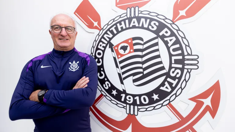 Dorival Júnior exalta Ancelotti, novo técnico da seleção brasileira: “Um dos mais capacitados”