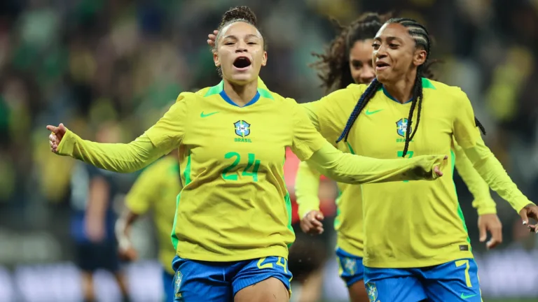 Com dois gols de Dudinha, Brasil derrota o Japão por 3×1 e chega a quatro vitórias nos últimos cinco jogos