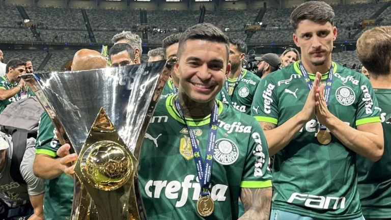 Mauro Beting responde quem é ídolo e quem não é no Palmeiras dos últimos anos