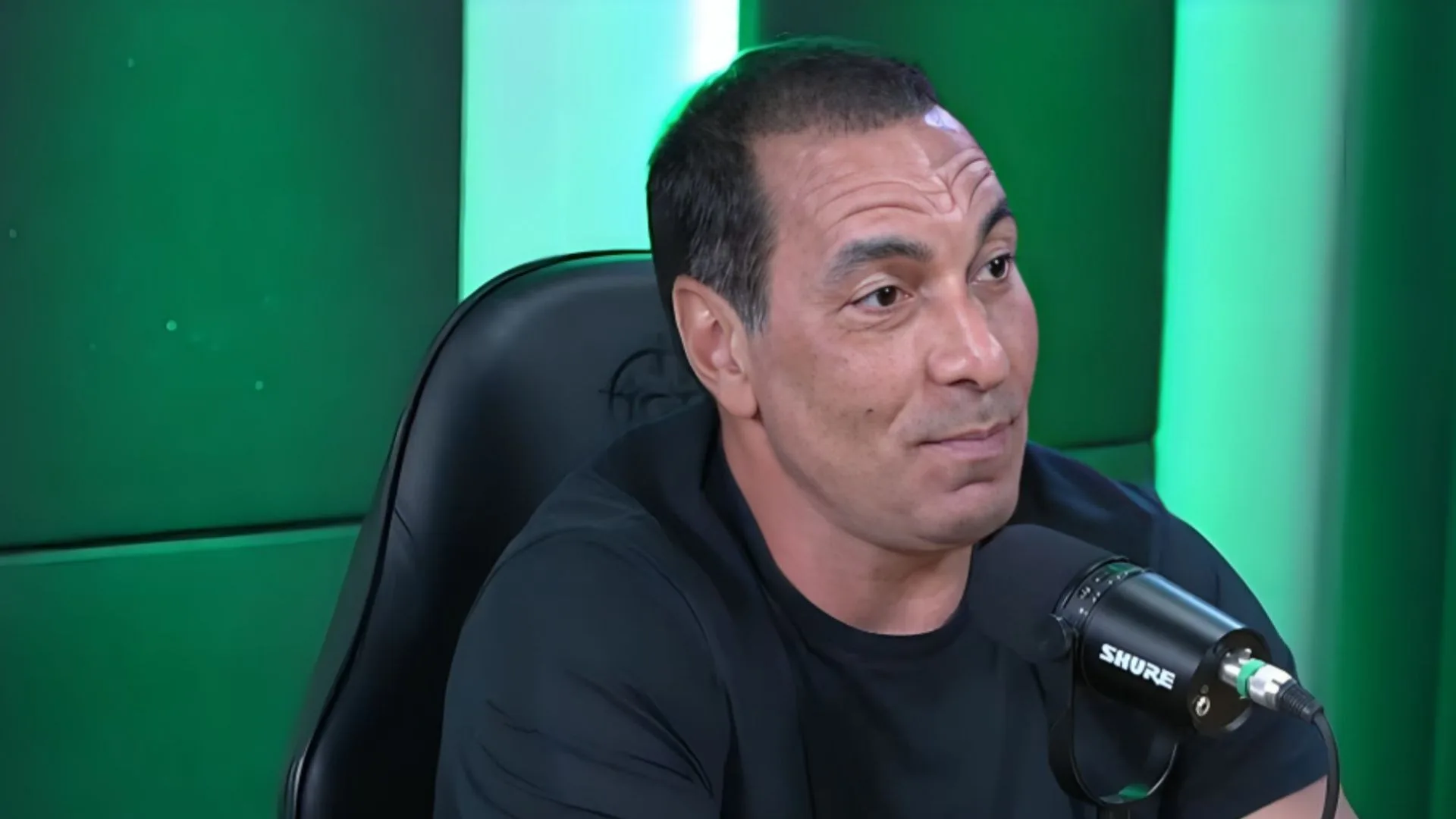 Edmundo exclui Flamengo e indica maior time do Brasil hoje