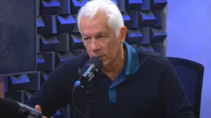 Leão crava goleiro excepcional no Brasileirão: “Elogio sempre”