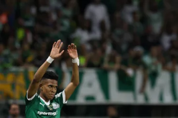 estevao-foto-02-cesar-greco-palmeiras-360x240.webp