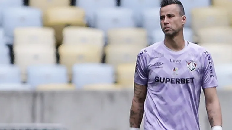 Fluminense e Fábio abrem discussão sobre renovação; saiba detalhes