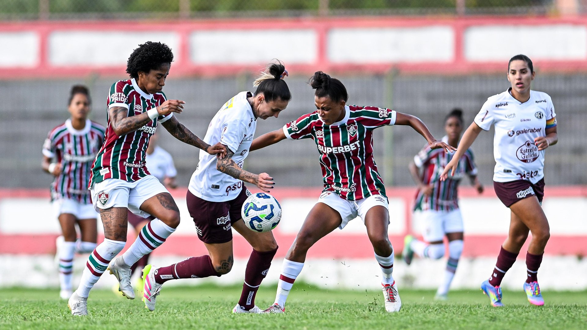 Ferroviária empata com o Fluminense, mas se mantém na liderança do Brasileirão Feminino