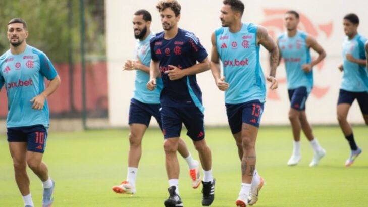 Flamengo anuncia Rodrigo Caio como seu novo auxiliar técnico Flamengo anuncia Rodrigo Caio como seu novo auxiliar técnico