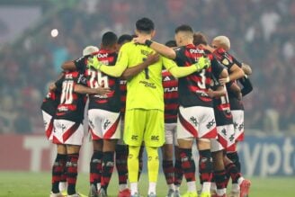 flamengo-reunido-foto-gilvan-de-souza-crf-328x219.jpg