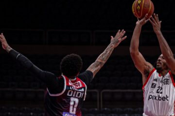 Flamengo x Franca pelo Super 8