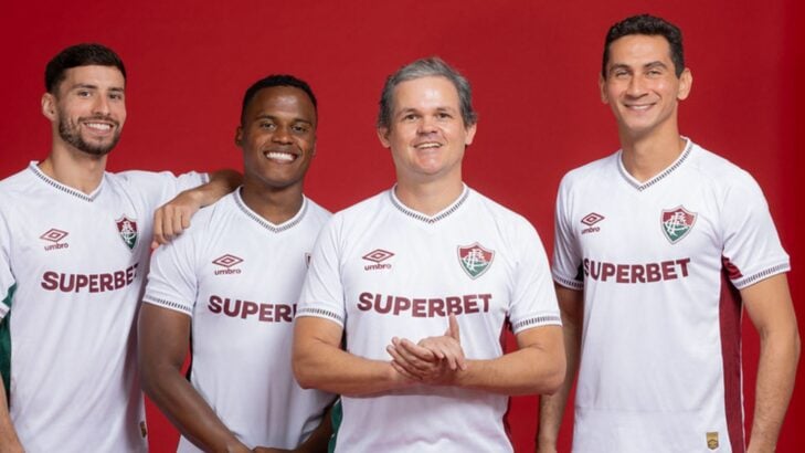 Fluminense lança nova camisa 2 para o restante da temporada Fluminense lança nova camisa 2 para o restante da temporada