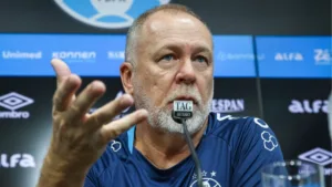 Grêmio tem reforço de atacante em jogo da Sul-Americana