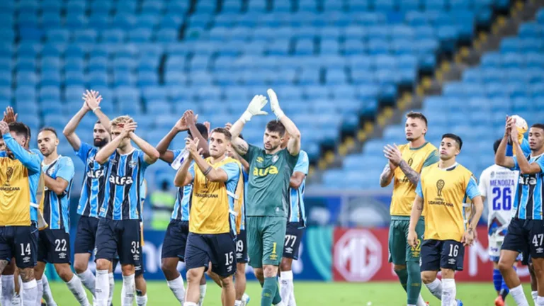 Onde assistir ao jogo entre Grêmio e Sportivo Luqueño pela Copa Sul-Americana: horário escalação e desfalques