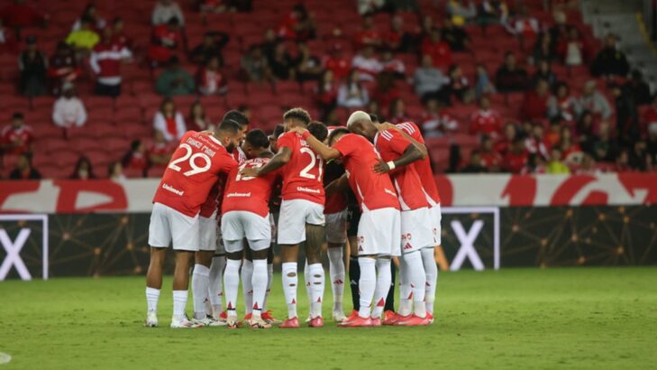 Inter tem reforços contra o Corinthians hoje pelo Brasileirão; veja relacionados e provável time Inter tem reforços contra o Corinthians hoje pelo Brasileirão; veja relacionados e provável time