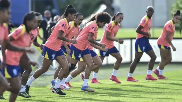 Seleção Brasileira Feminina: Isa Haas e Gio falam sobre as jogadoras mais novas do elenco e sobre o entrosamento entre as atletas