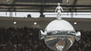 Libertadores 2025: 15 times lutam por 8 vagas na última rodada; veja os cenários