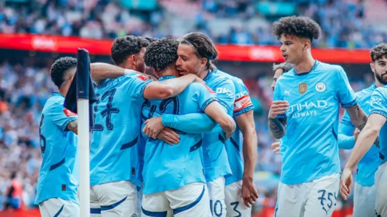 Manchester City hoje: time tem desfalques contra o Palace na final