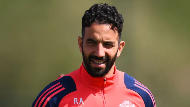 Manchester United tem 3 desfalques na final contra o Tottenham