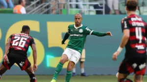 Mayke pode ter mudança no Palmeiras e não vai mais entrar na briga por vaga na lateral-direita