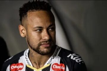 Vampeta cita Paulinho, do Palmeiras, ao abordar custo de Neymar: “Pagou milhões em um jogador machucado”