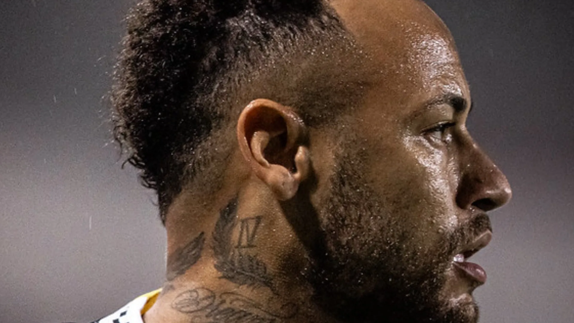 Neymar faz mistério se renova com o Santos com o fim do contrato que acontece agora em junho