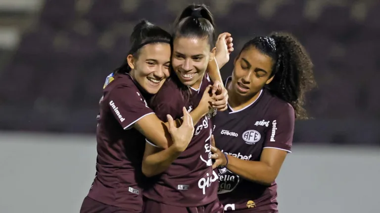 Ferroviária encara o Palmeiras pelo Paulistão Feminino buscando se manter na liderança da 1ª fase do estadual; veja as escalações, onde assistir e mais