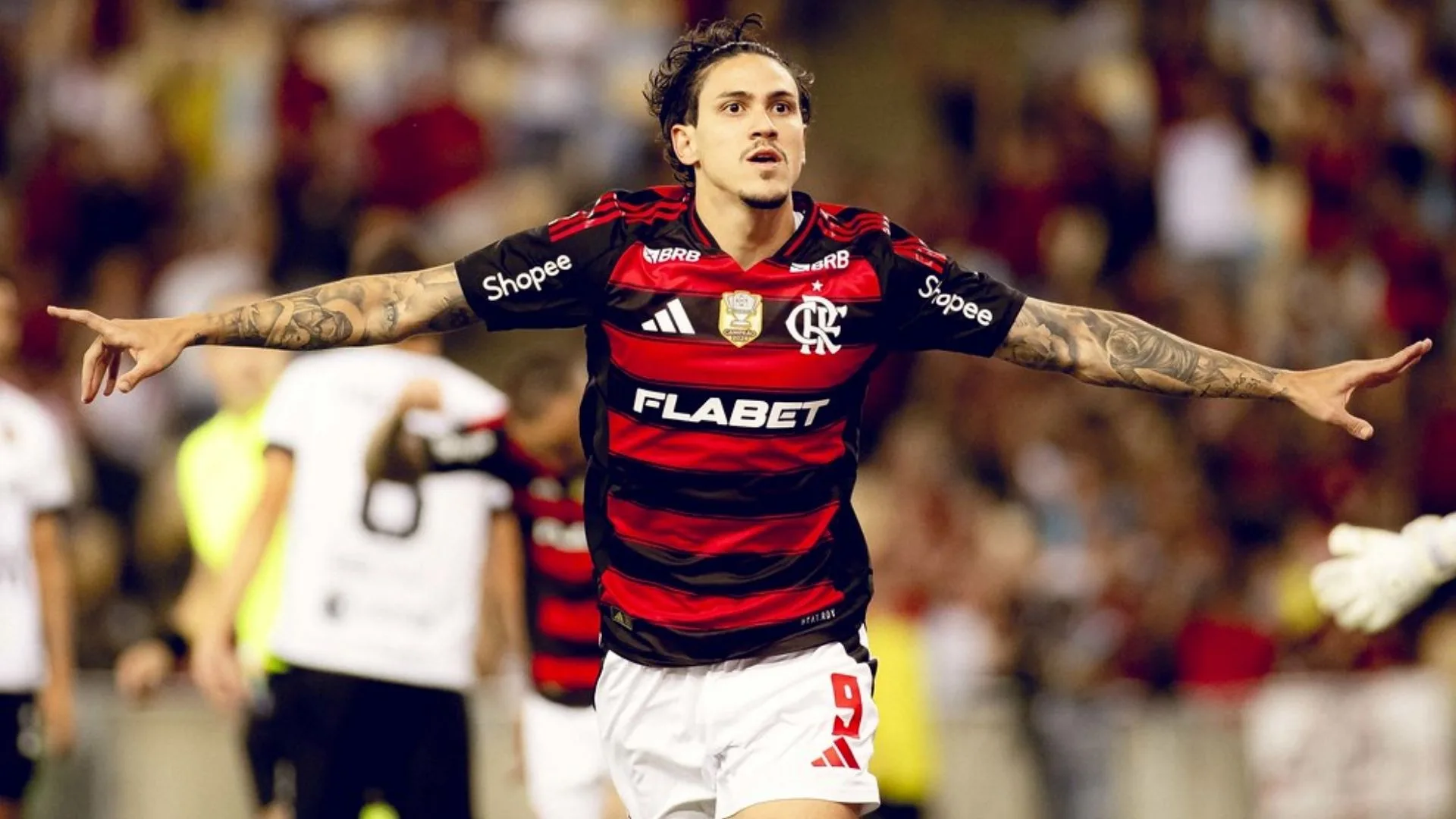 Rizek “dispensa” Pedro e sugere outro camisa 9 em convocação de Ancelotti na seleção brasileira