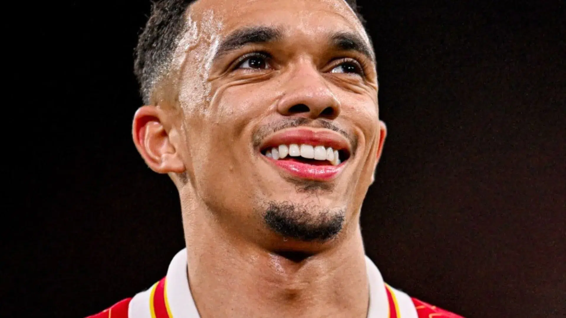 Real Madrid oficializa contratação do lateral  Alexander-Arnold, ex-Liverpool