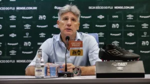 Renato Gaúcho aponta queda do Fluminense em vitória sobre Once Caldas e cobra jogadores: “Tiramos o pé do acelerador”