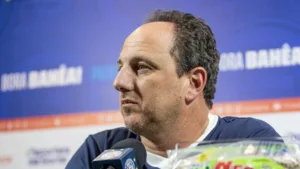 Rogério Ceni, do Bahia, elege dois melhores times do Brasil hoje