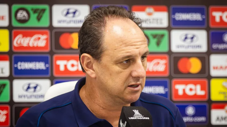 Rogério Ceni, do Bahia, indica time que está se tornando potência