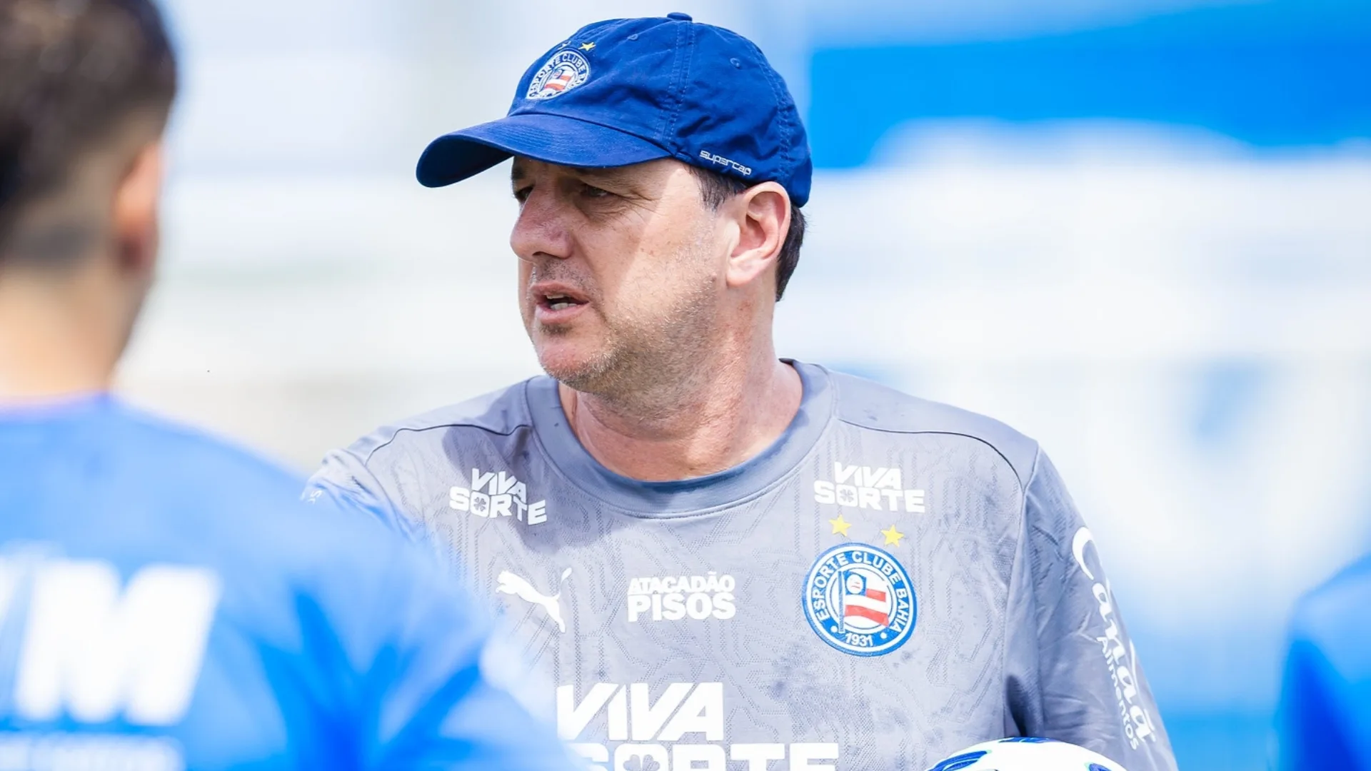 Bahia hoje: Ceni muda escalação contra o Flamengo pelo Brasileirão