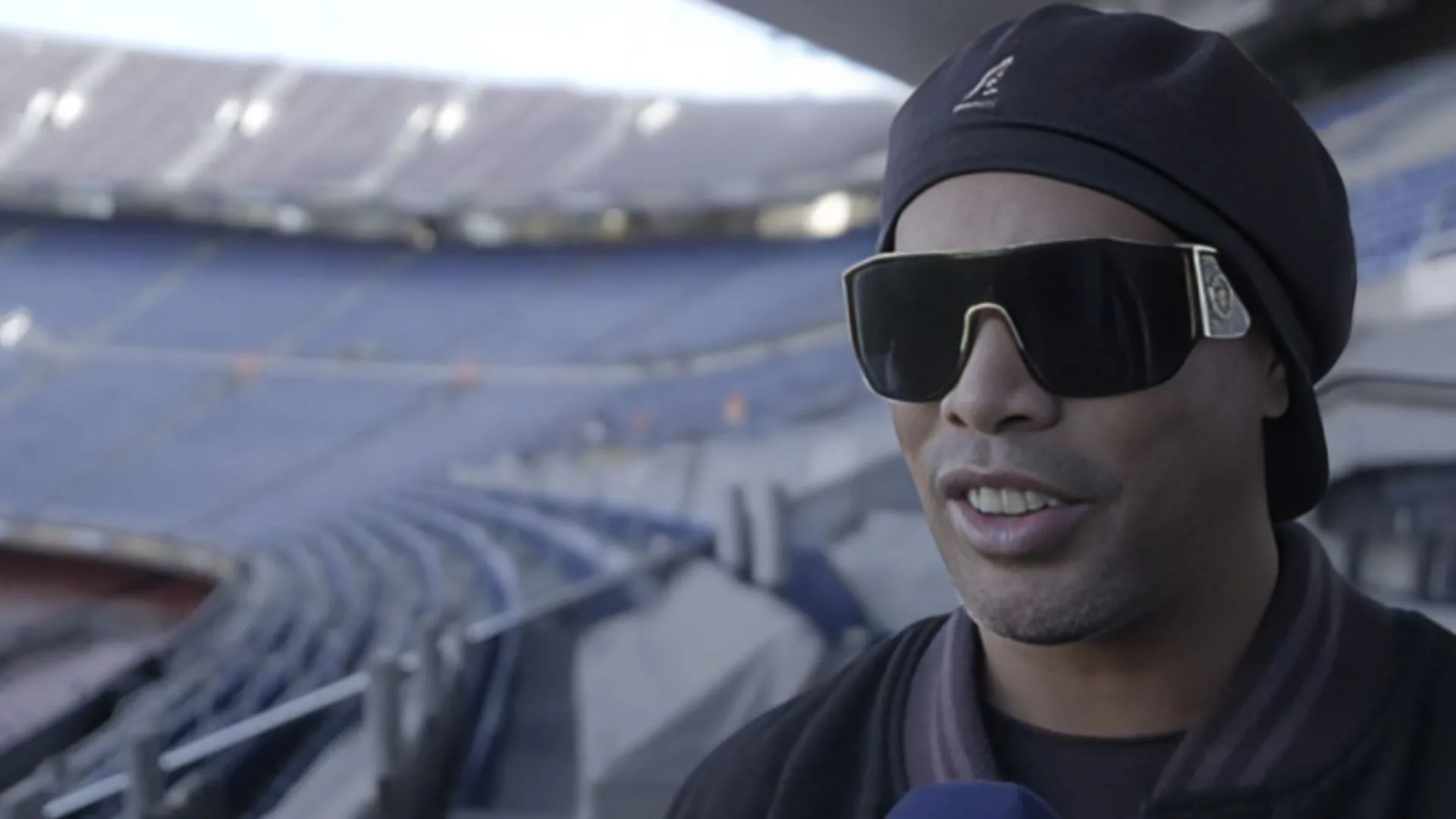 Ronaldinho Gaúcho sinaliza próximo craque geracional do futebol: “É impressionante”