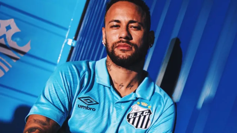 Santos anuncia nova camisa azul inspirada em Neymar e torcedores reagem: “Que obra de arte”
