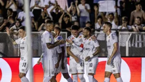 Santos tem maior sequência de derrotas fora de casa desde o rebaixamento no Brasileirão