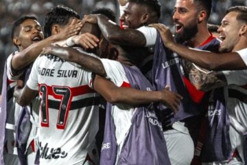 Jogadores do São Paulo após vitória contra o Alianza Lima