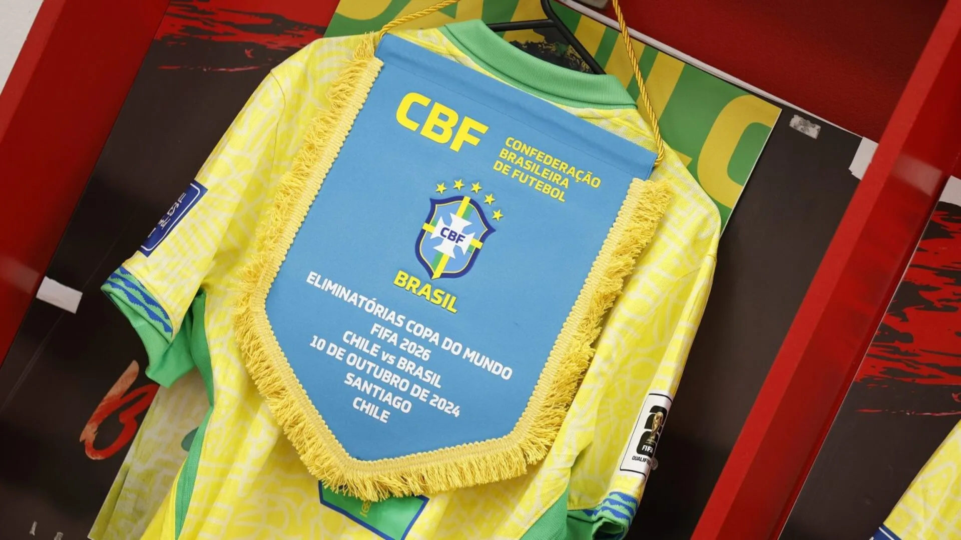 Tiago Leifert pede dois jogadores do Brasileirão no ataque titular da seleção brasileira