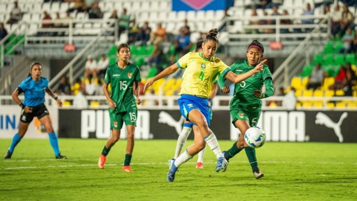 Com grande atuação de Dany Pereira, Seleção Brasileira goleia a Bolívia no sul-americano feminino sub-17 (Reprodução/Nelson Terme/CBF)
