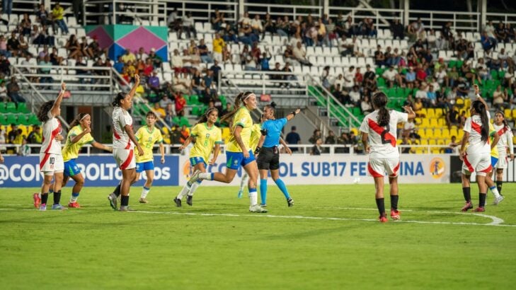 Seleção Brasileira Feminina sub-17 vence o Peru na estreia do sul-americano sub-17 feminino Seleção Brasileira Feminina sub-17 vence o Peru na estreia do sul-americano sub-17 feminino